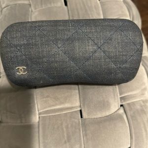 chanel glasses holder